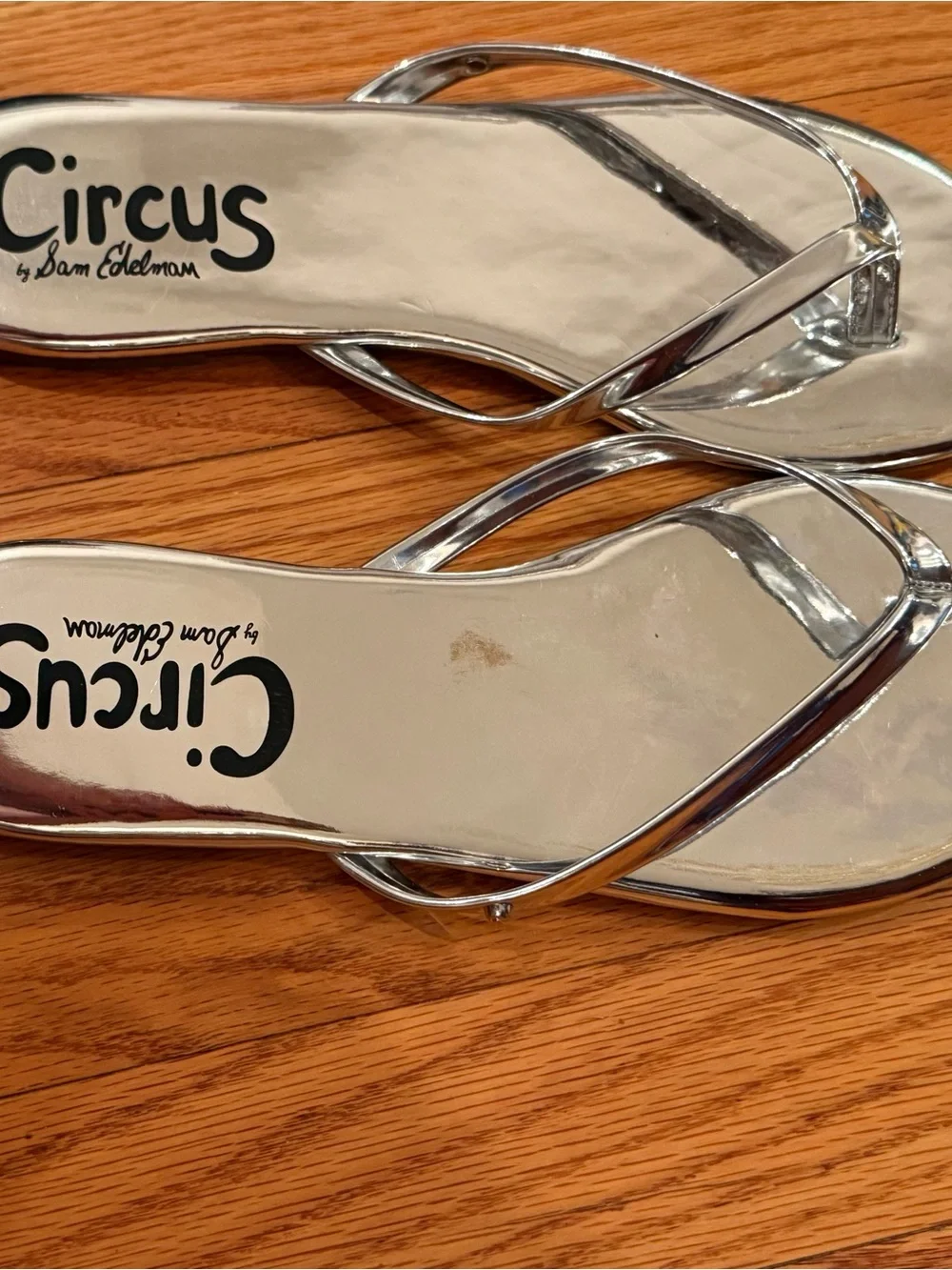 Circus by Sam Edelman shiny metallic